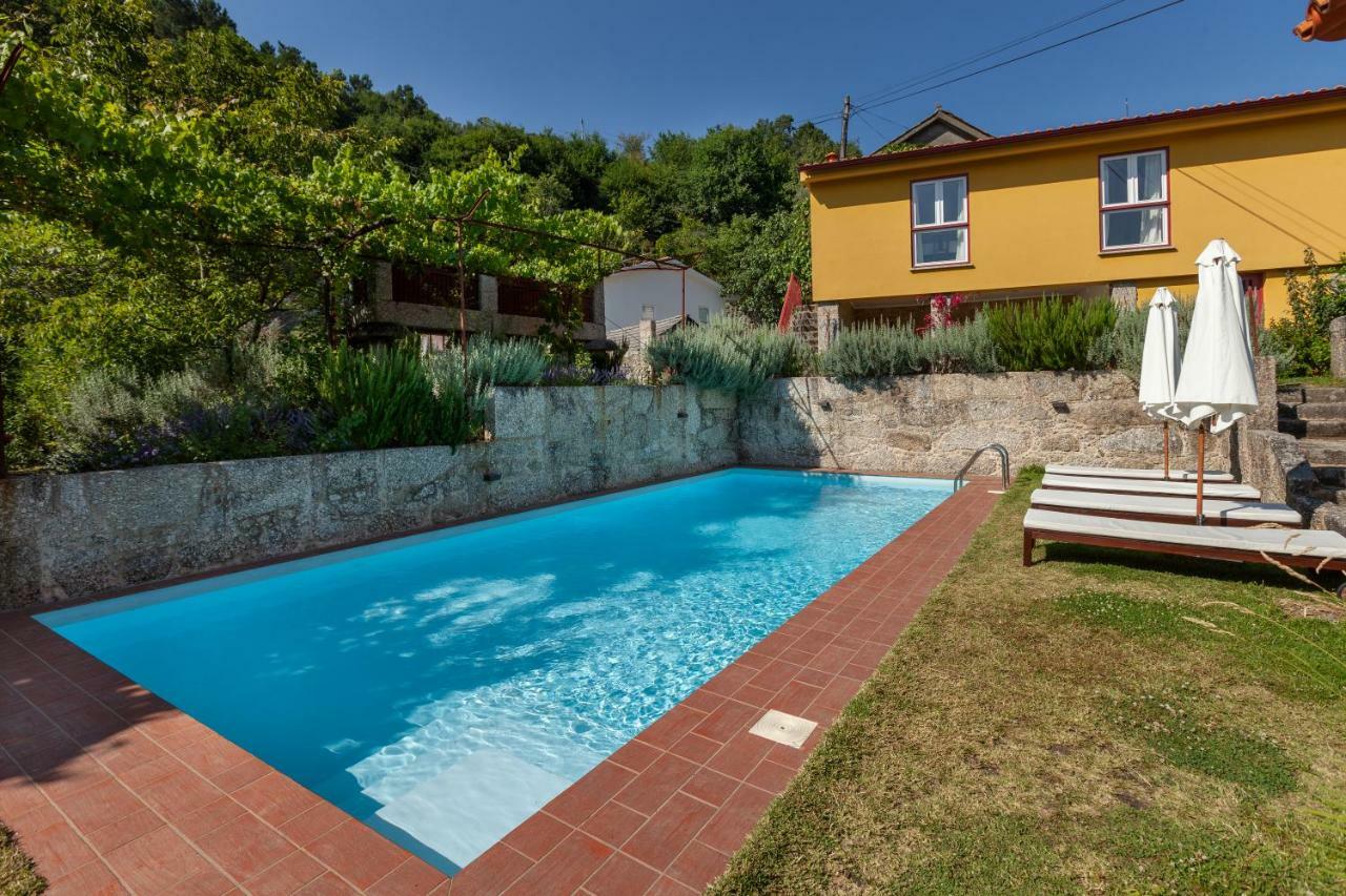 Casa Do Eido - Sustainable Living & Nature Experiences Герес Экстерьер фото